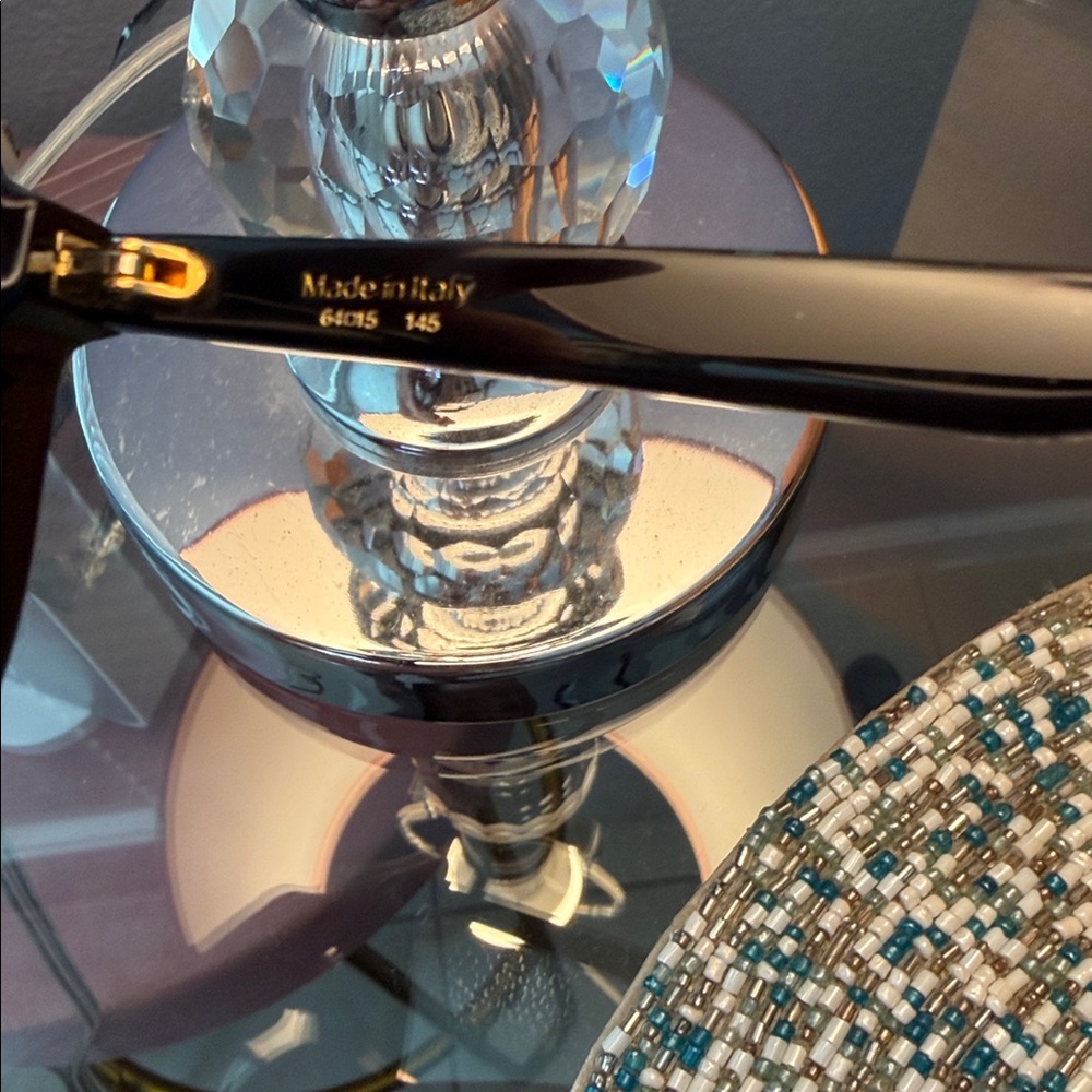 Louis Vuitton Black Cat Eye Sunglasses - Picture 5 of 9